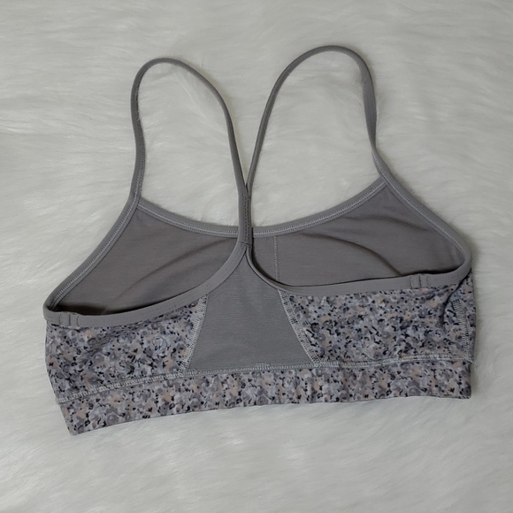 Lululemon Flow Y Bra IV
Petite Fleur Silver Spoon - Picture 4 of 9